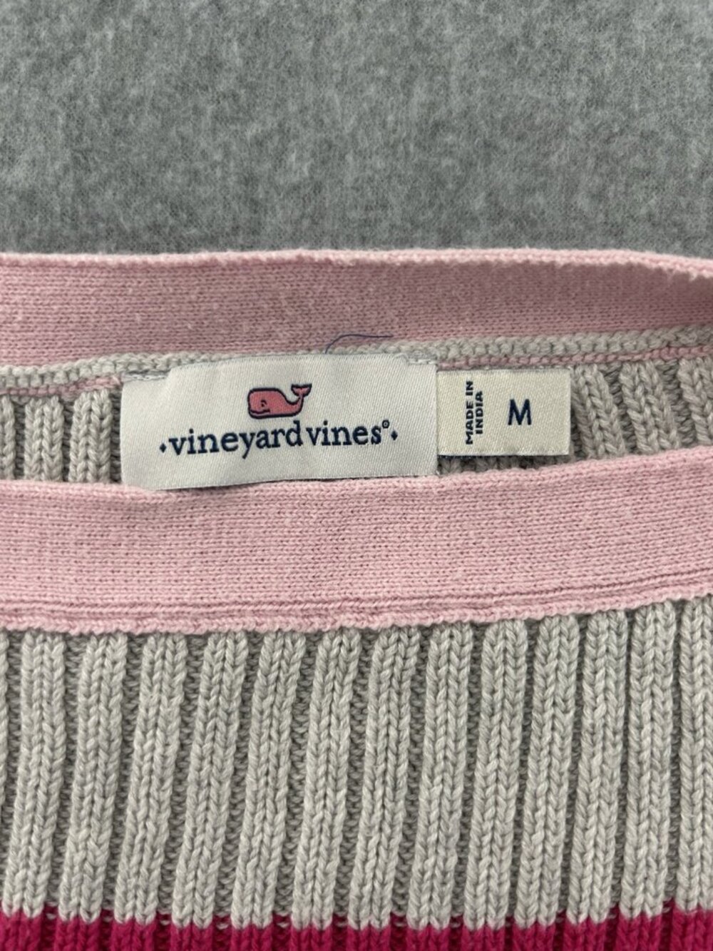Vineyard Vines Sweater Size M Striped Boatneck Gray Pink Preppy - Picture 5 of 8